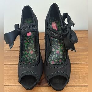 Betsey Johnson Black Heels with Ribbon Bow
